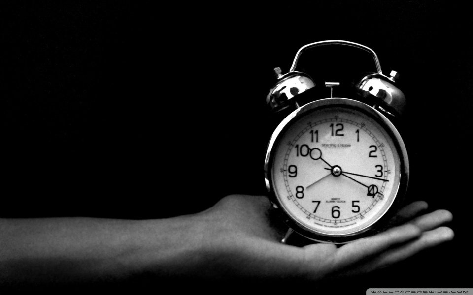 old_clock_black_and_white-wallpaper-960x600