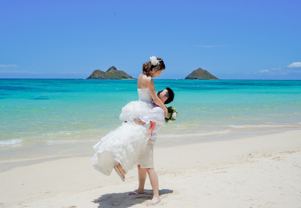 Time for you to be wrapped in the beautiful nature of Lanikai Beach