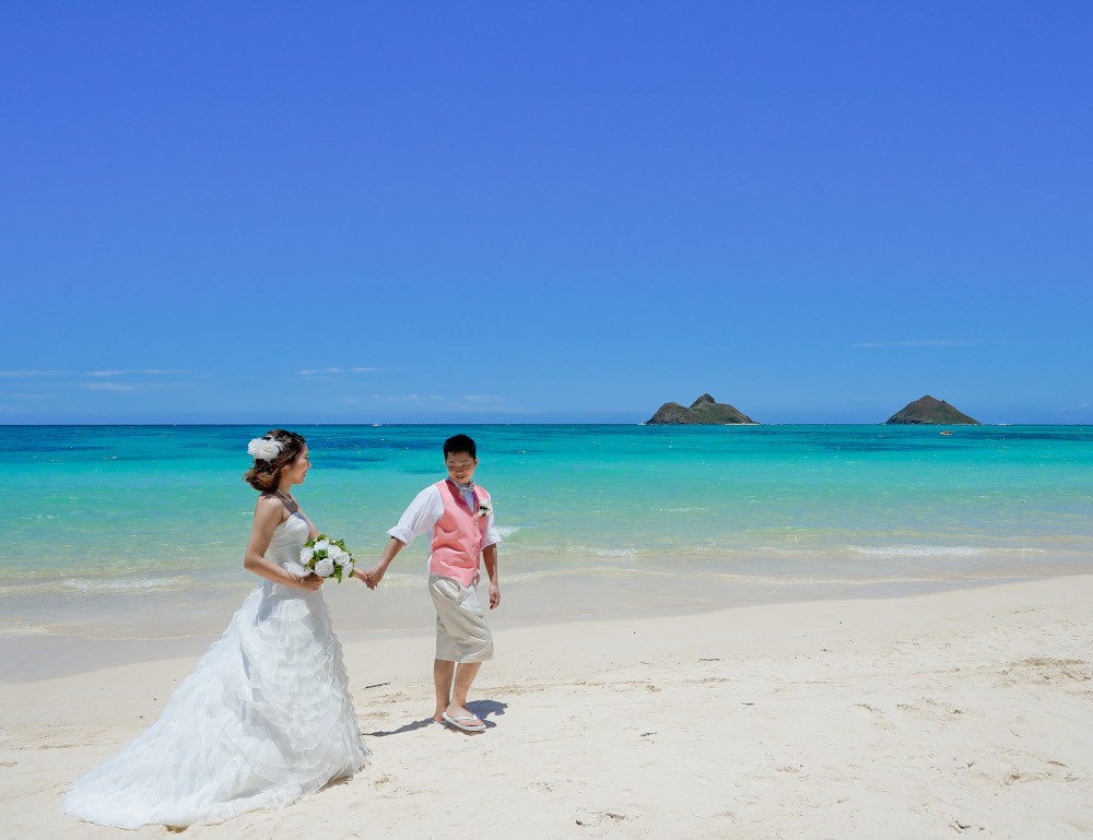 ハワイ最高の絶景ビーチウェディング Lanikai Wedding